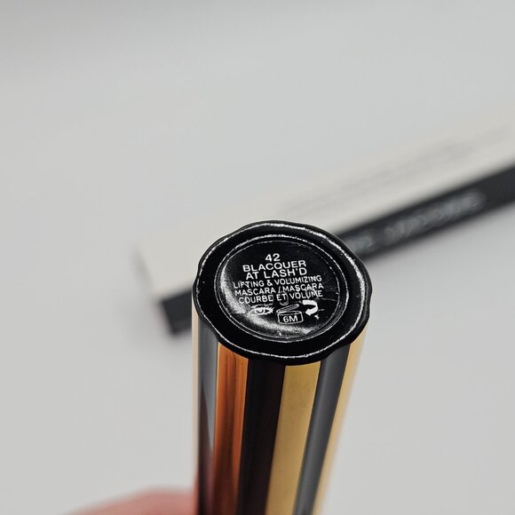 MARC JACOBS At Lash'd Lifting Mascara - Blacquer - Picture 4 of 4